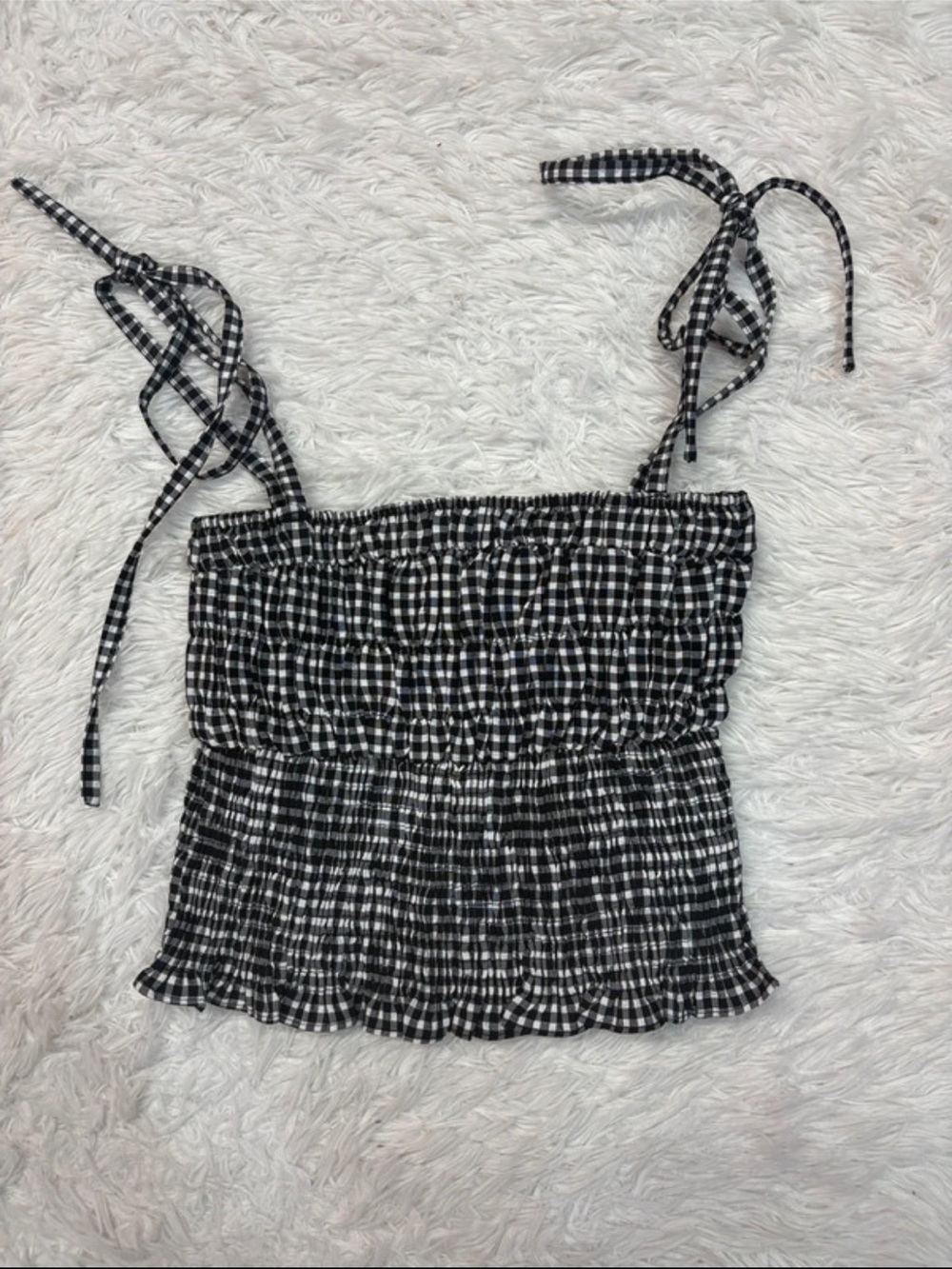 Superdown Smocked Gingham Tie-Strap Crop Top - Black/White